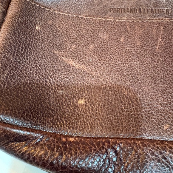 Portland Leather Rich Brown Bag - Picture 4 of 12